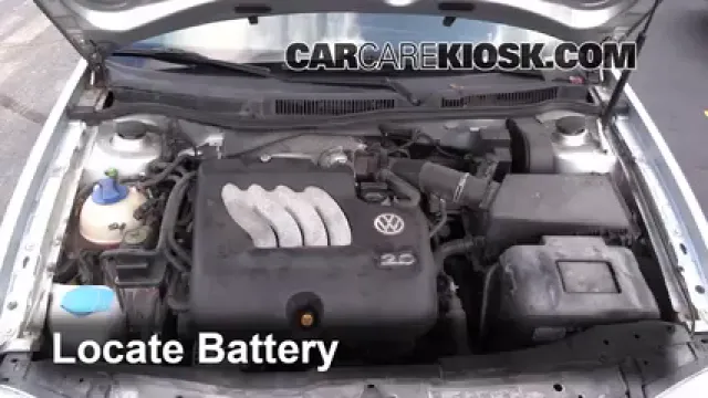 2003 Volkswagen Golf GL 2.0L 4 Cyl. (4 Door) Batterie Début de saut